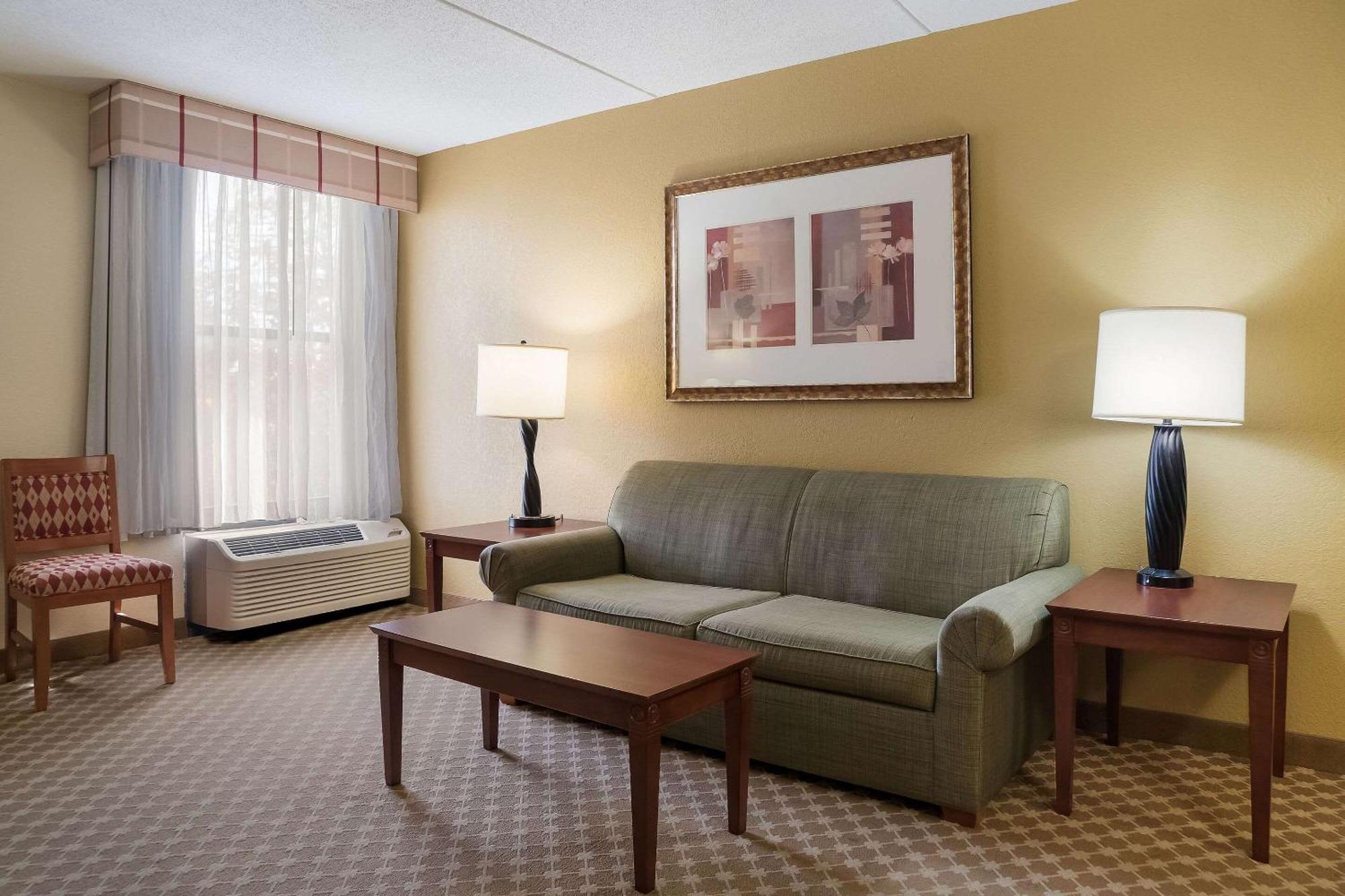 Quality Inn & Suites Saginaw Eksteriør billede
