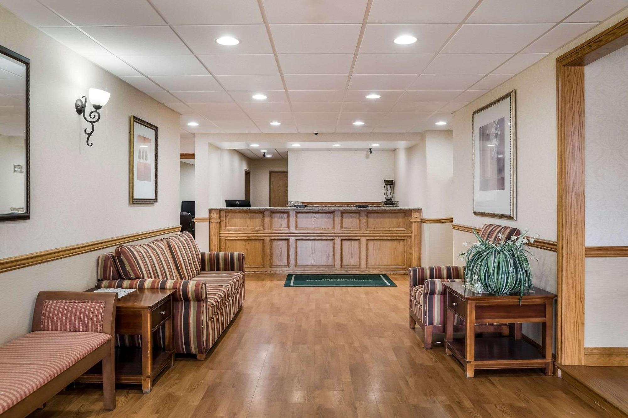 Quality Inn & Suites Saginaw Eksteriør billede