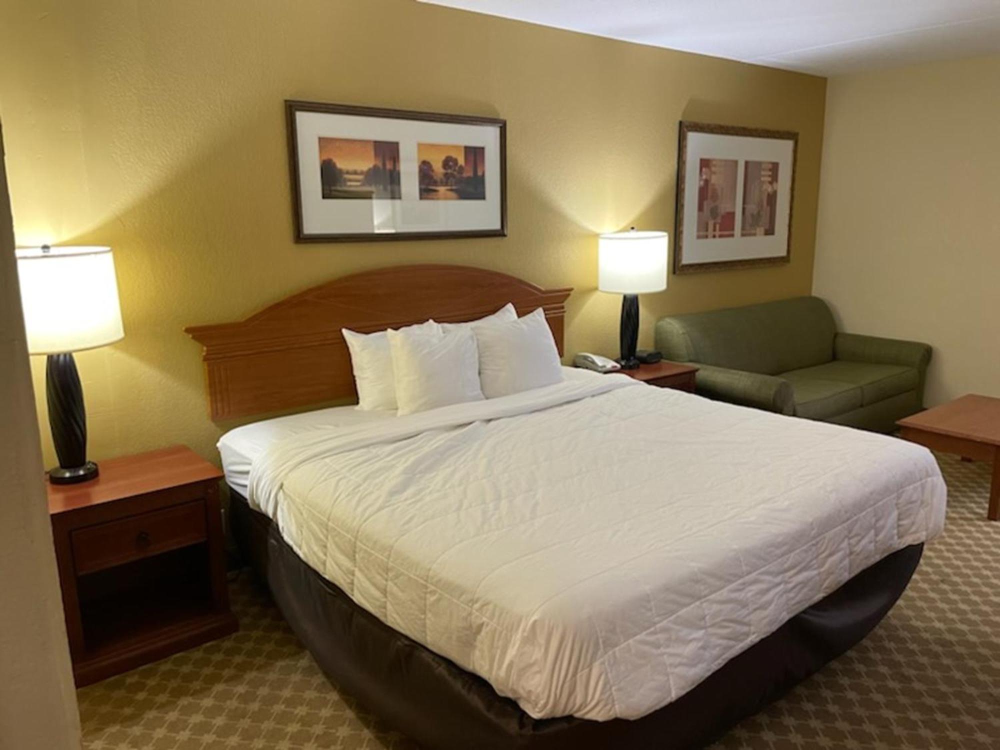 Quality Inn & Suites Saginaw Eksteriør billede