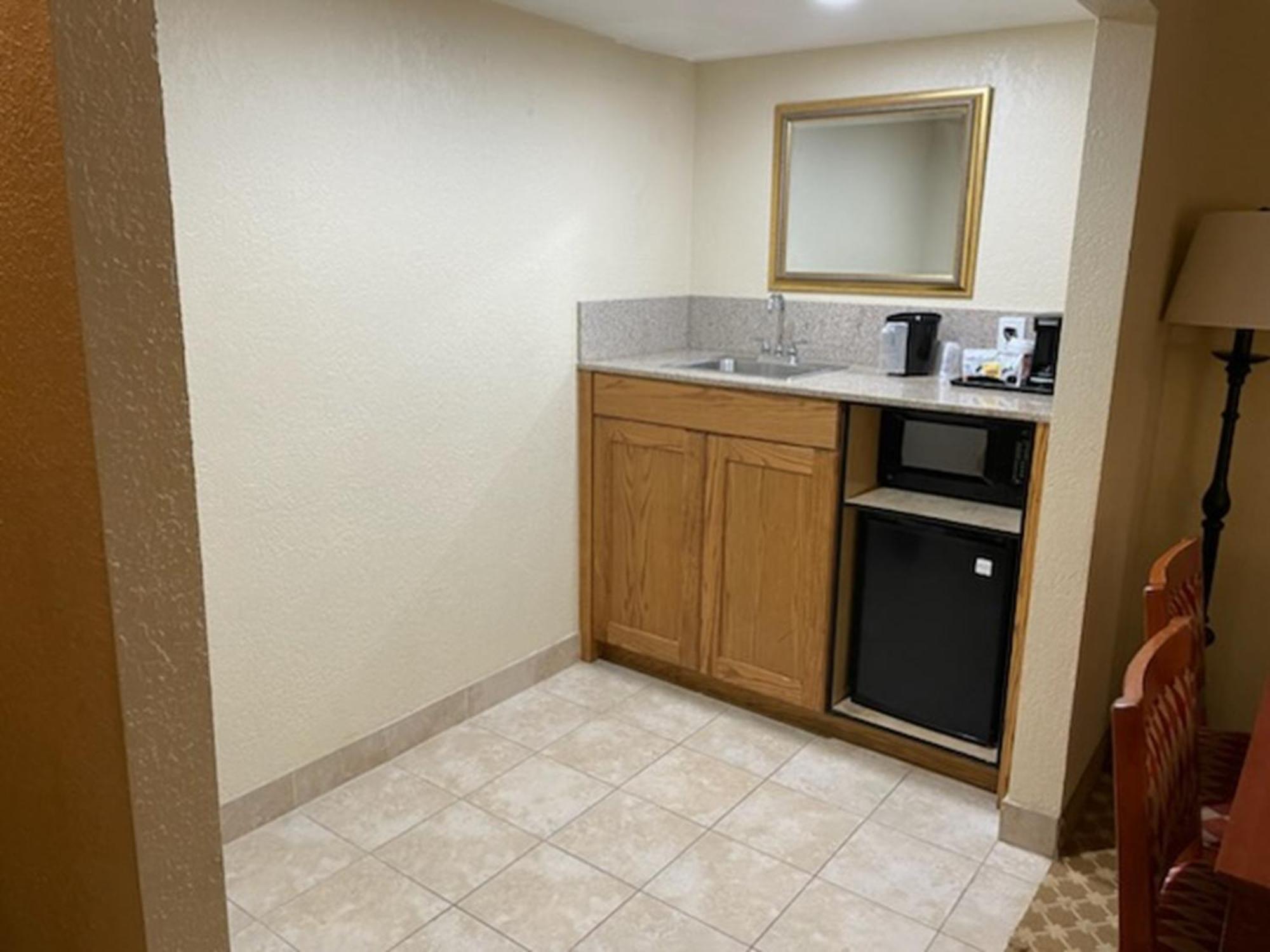 Quality Inn & Suites Saginaw Eksteriør billede