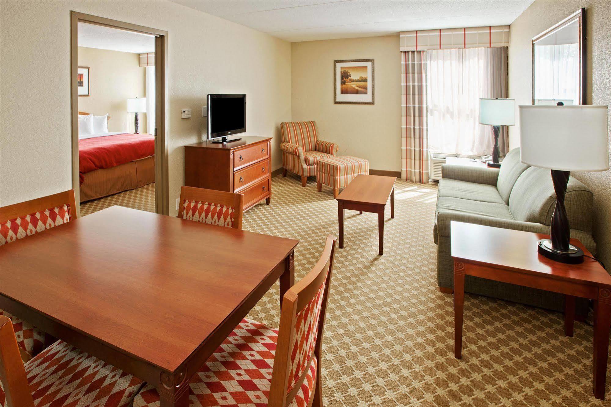 Quality Inn & Suites Saginaw Værelse billede